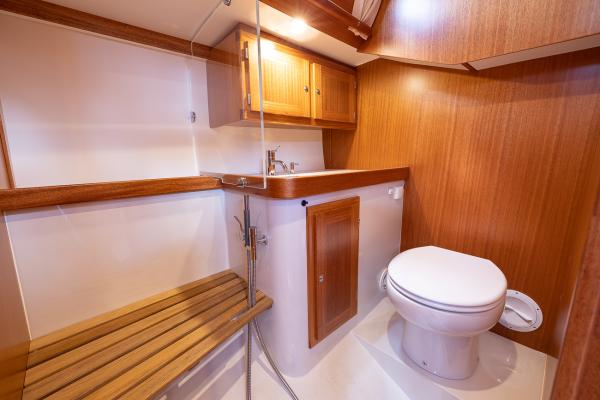 Faurby 420 toilet interior