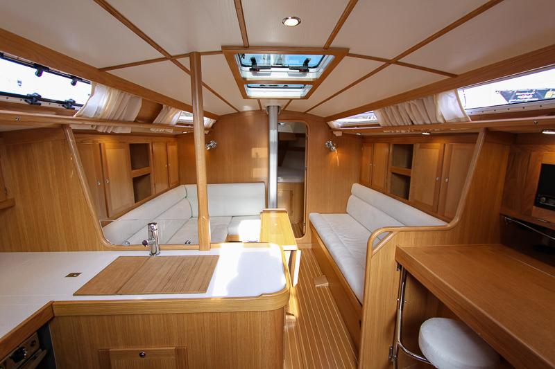 The highly customisable saloon of a Faurby 400